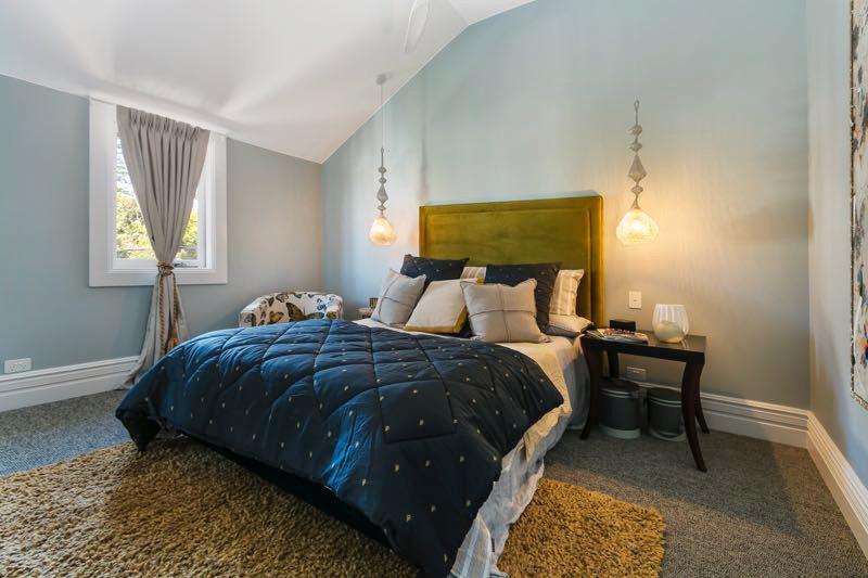 CUSTOM MADE LOUNGE - FROM THE GROUND UP - Leisure Lounges