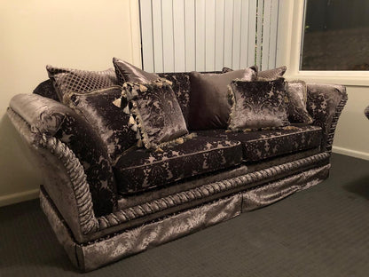 CUSTOM MADE LOUNGE - FROM THE GROUND UP - Leisure Lounges