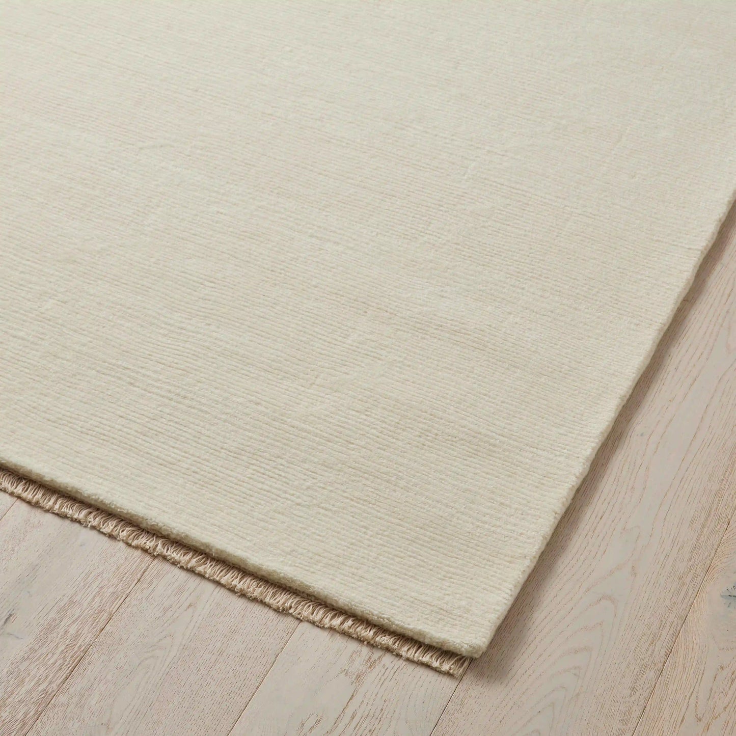 Alessandre Wool Rug | Handmade Luxury Rugs in 6 Colours – Weave