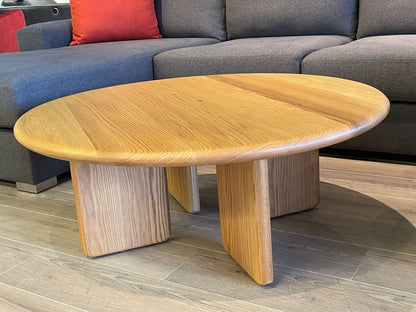Round Coffee table - Solid American Oak - Leisure Lounges