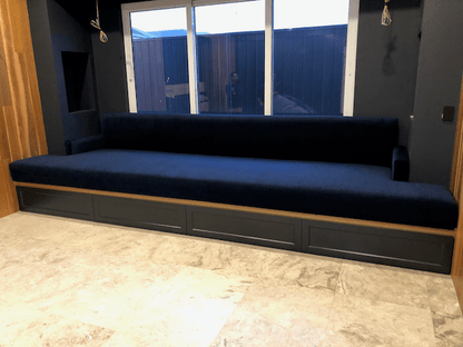 CUSTOM MADE DREAMCOAT THEATRE DAYBED - Leisure Lounges