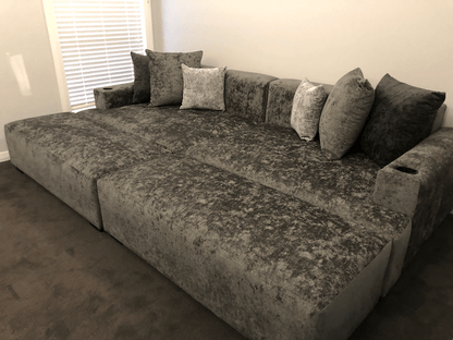 CUSTOM MADE DREAMCOAT THEATRE DAYBED - Leisure Lounges